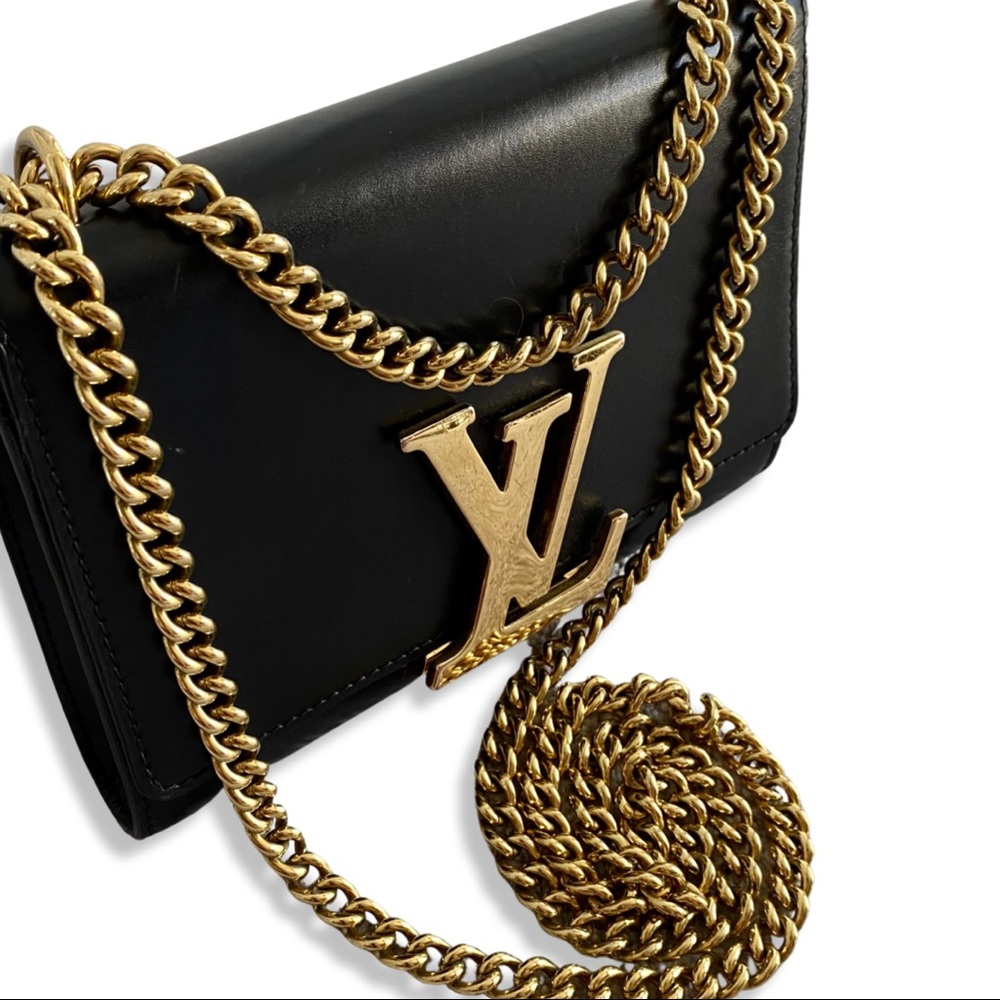 LOUIS VUITTON Calfskin Gold Hardware Cross Body Bag